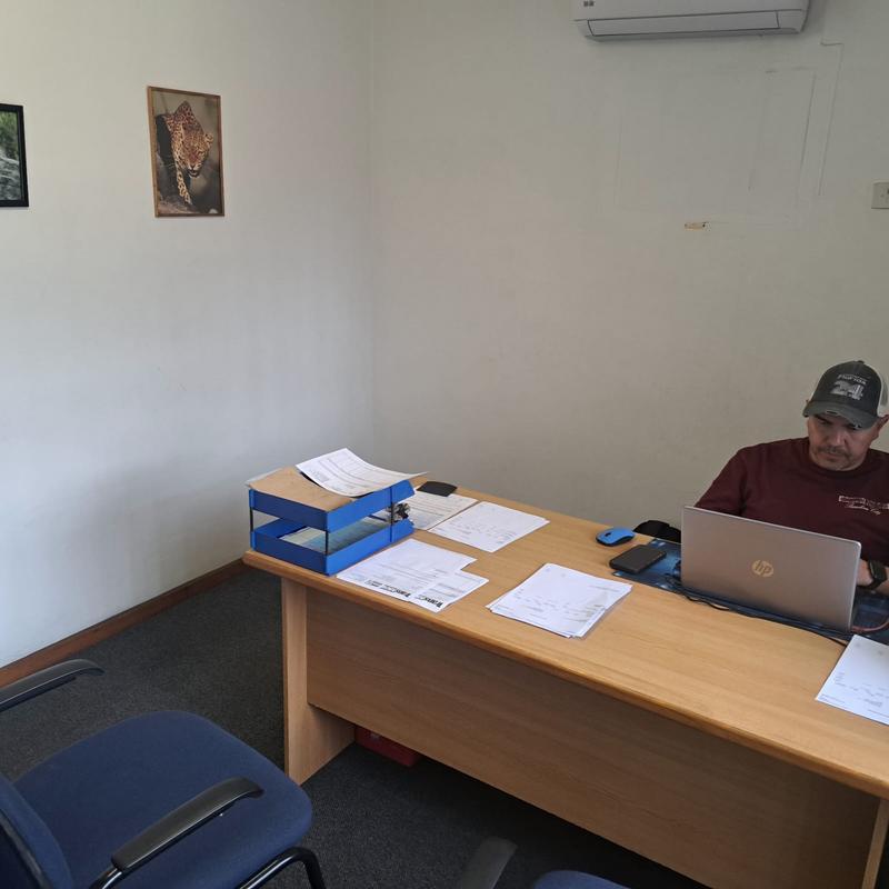 To Let commercial Property for Rent in Deal Party Eastern Cape